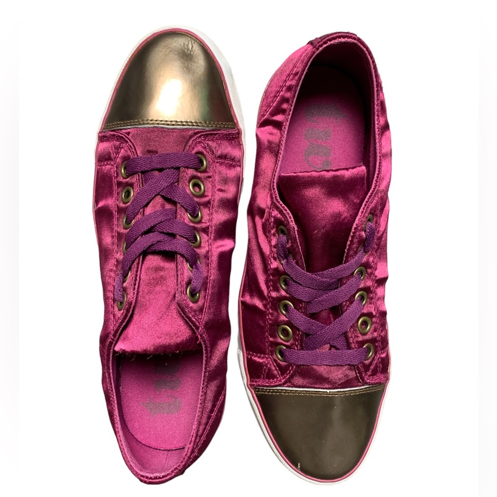 Twiggy London Cranberry Pink Satin Sneakers Metallic‎ Gold Cap Toe Streetwear 9